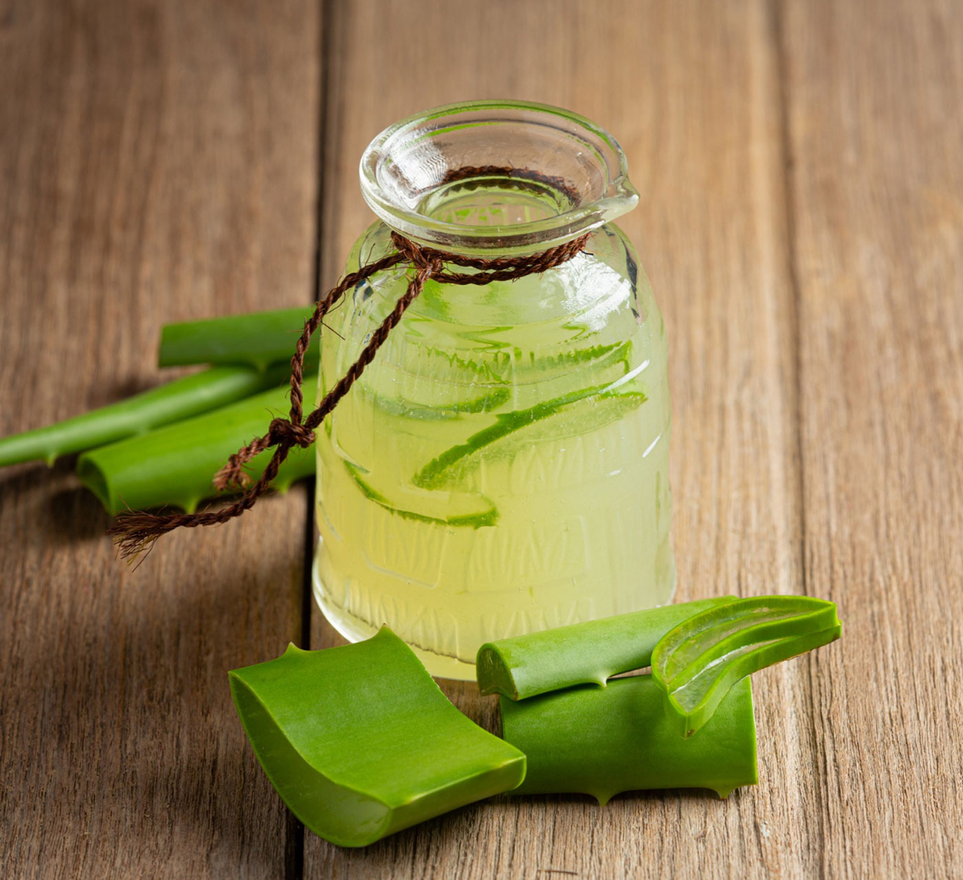 8 Healthy Reasons To Drink Aloe Vera Juice Everyday