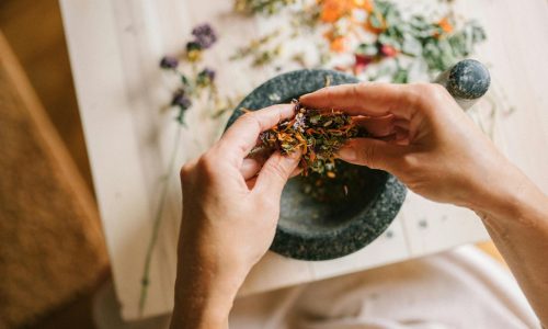 Natural Ways to Manage Stress: How Ayurvedic Herbs Support Your Wellbeing